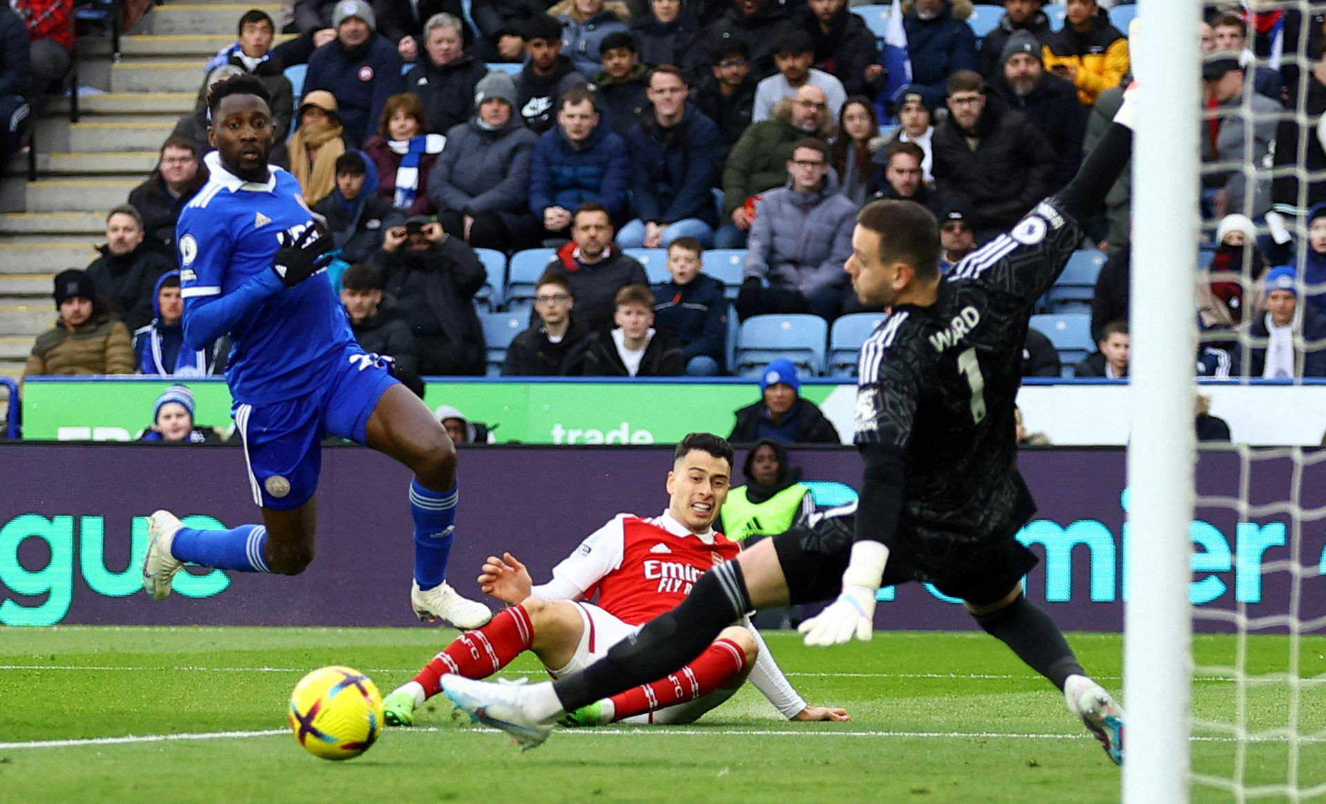 但更深层次 但更深层次